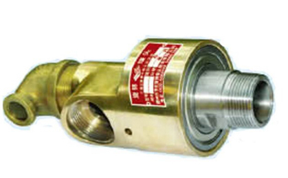 Flange connection water swivel